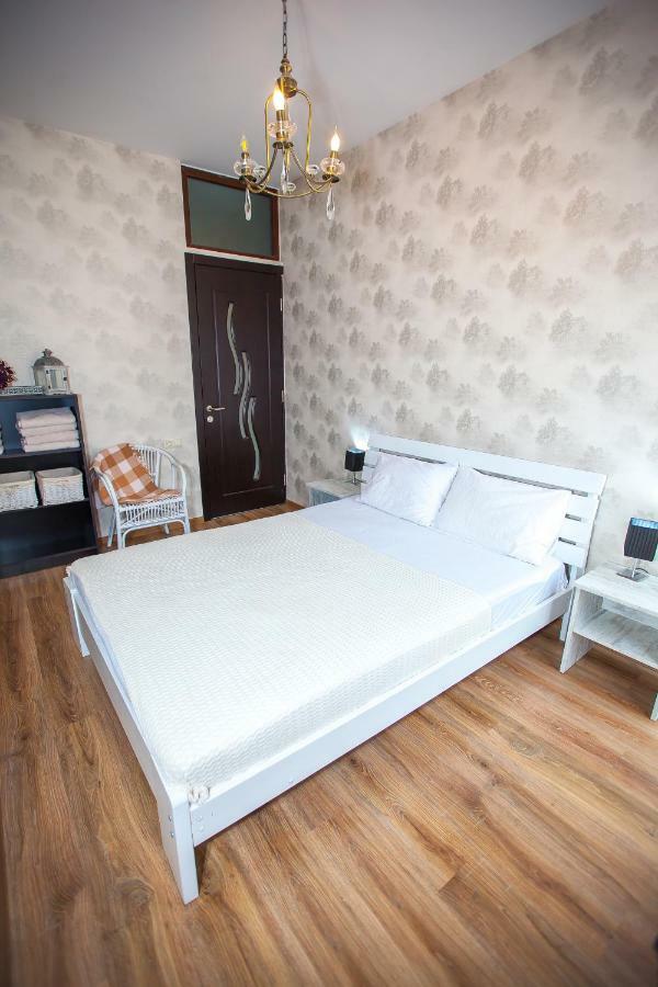 Lebu Apartment Tbs Tbilisi Esterno foto